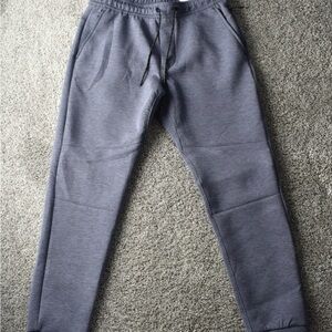 American Eagle joggers